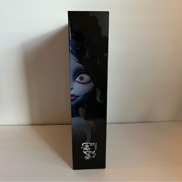 Monster High Skullector Corpse Bride Doll - Picture 10 of 16